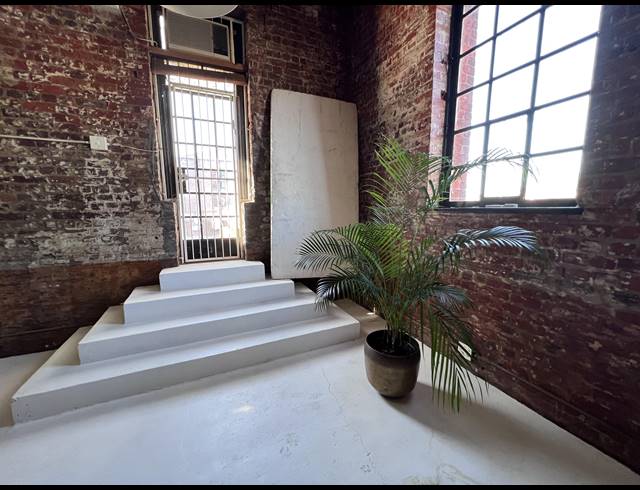 170M² OFFICE TO LET IN WOODSTOCK